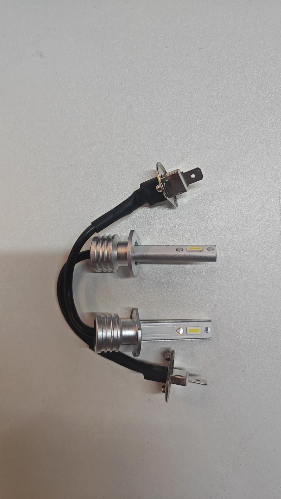 2PCS H1 LED Headlight Bulbs 12V White
