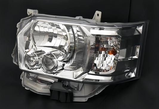 High Quality Modified LED Headlights for Toyota Hiace 200 Series 2005–2019