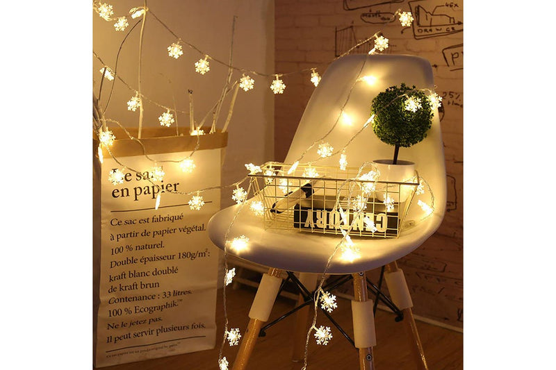 6M 40 Leds Battery Operated  Snowflake String Lights LED Fairy Light With Battery Box